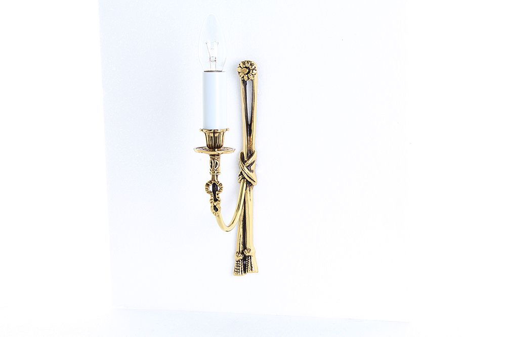 Richmond 1lt Pol.Brass w/cryst