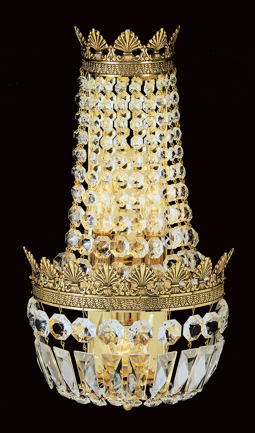 HAMBURG CRYSTAL EMPIRE WALL LT